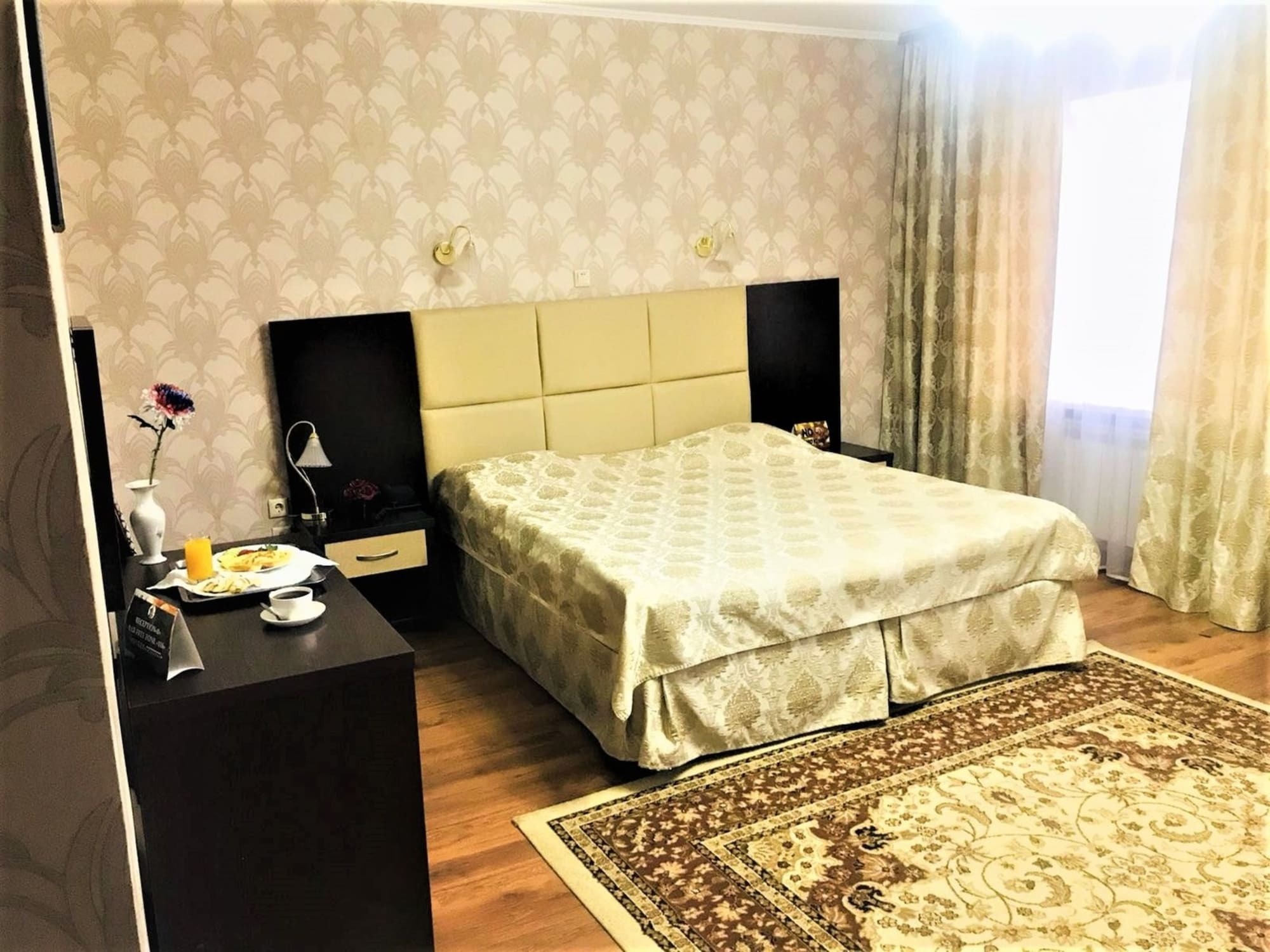 Отель Sultan Beibarys Астана Экстерьер фото